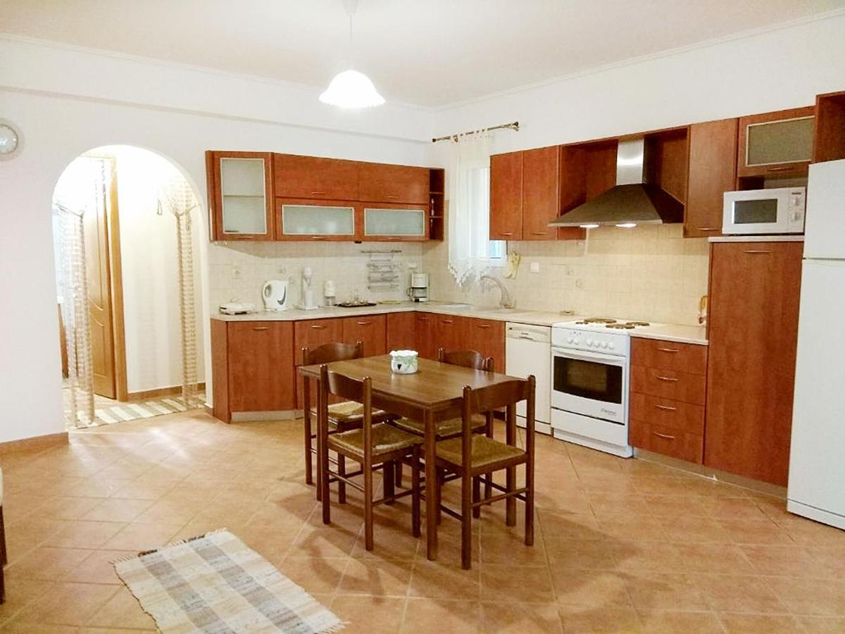 Nikolaos House Apartment Пердика Екстериор снимка